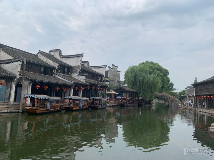 虫虫助手下载